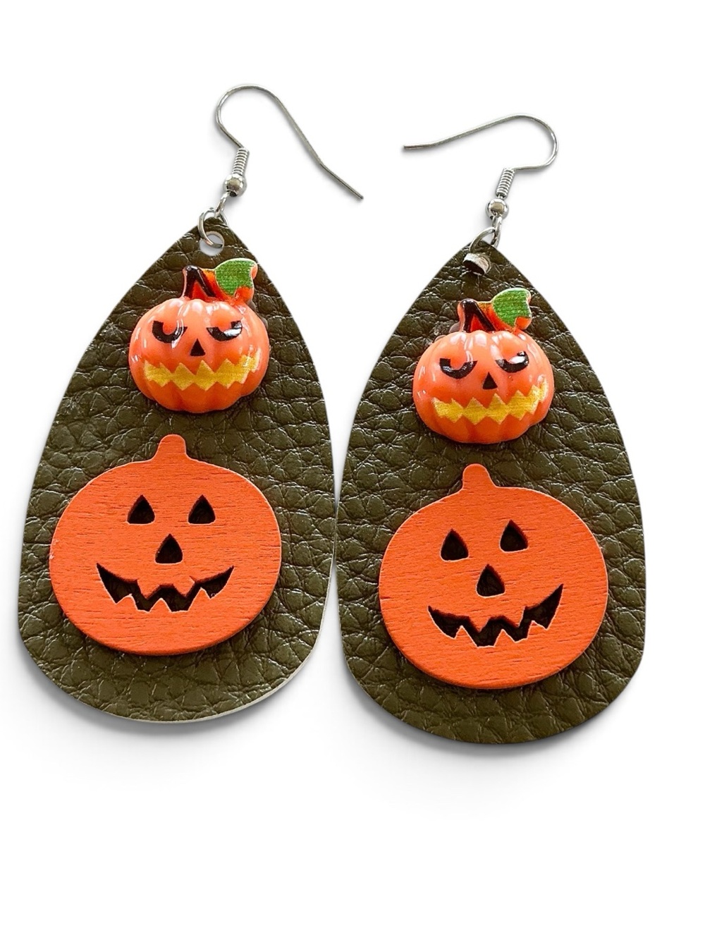 🆕 3D Pumpkin Faux Leather Dangle Earrings